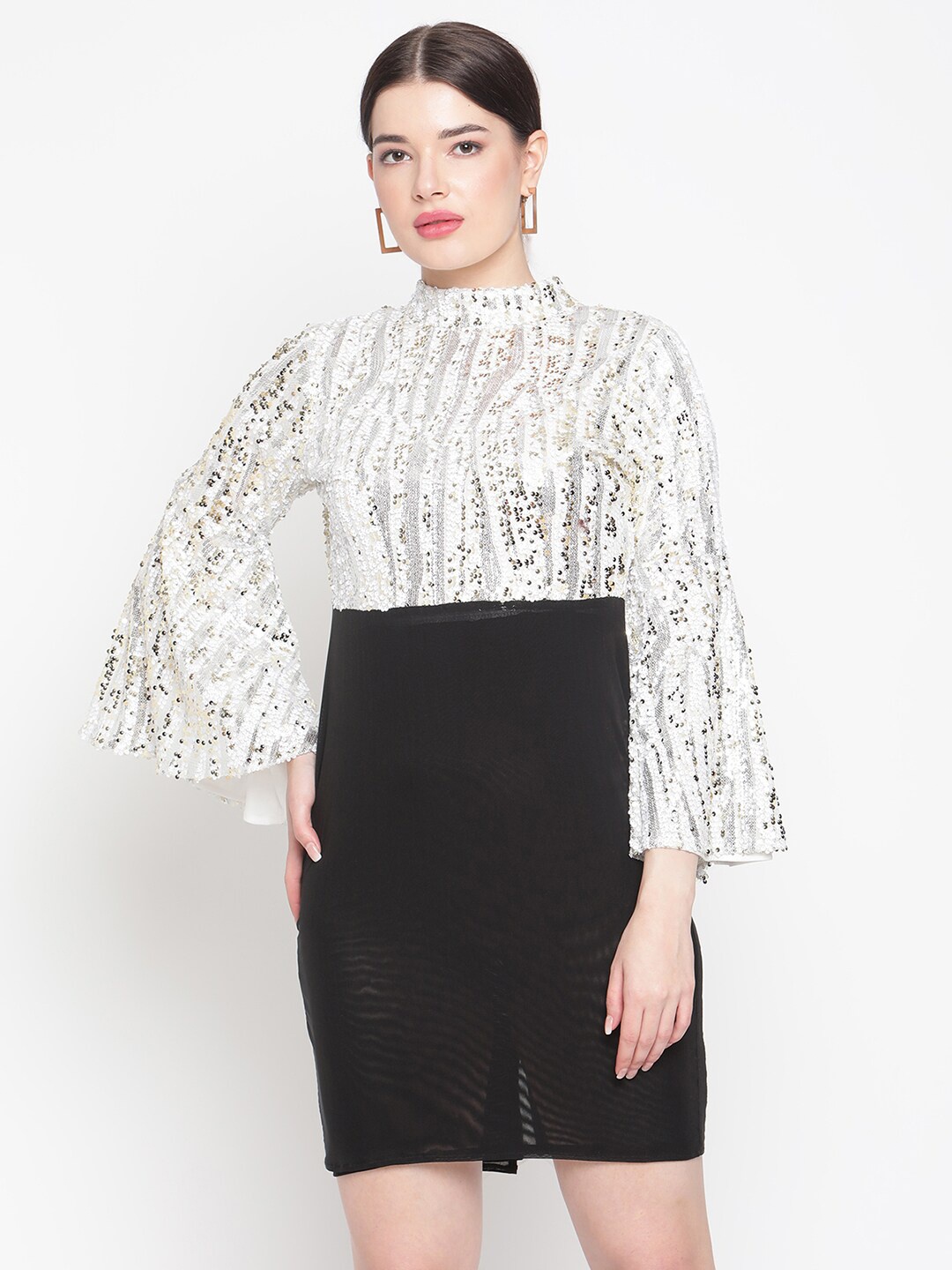 

Amagyaa White Floral Net Sheath Dress