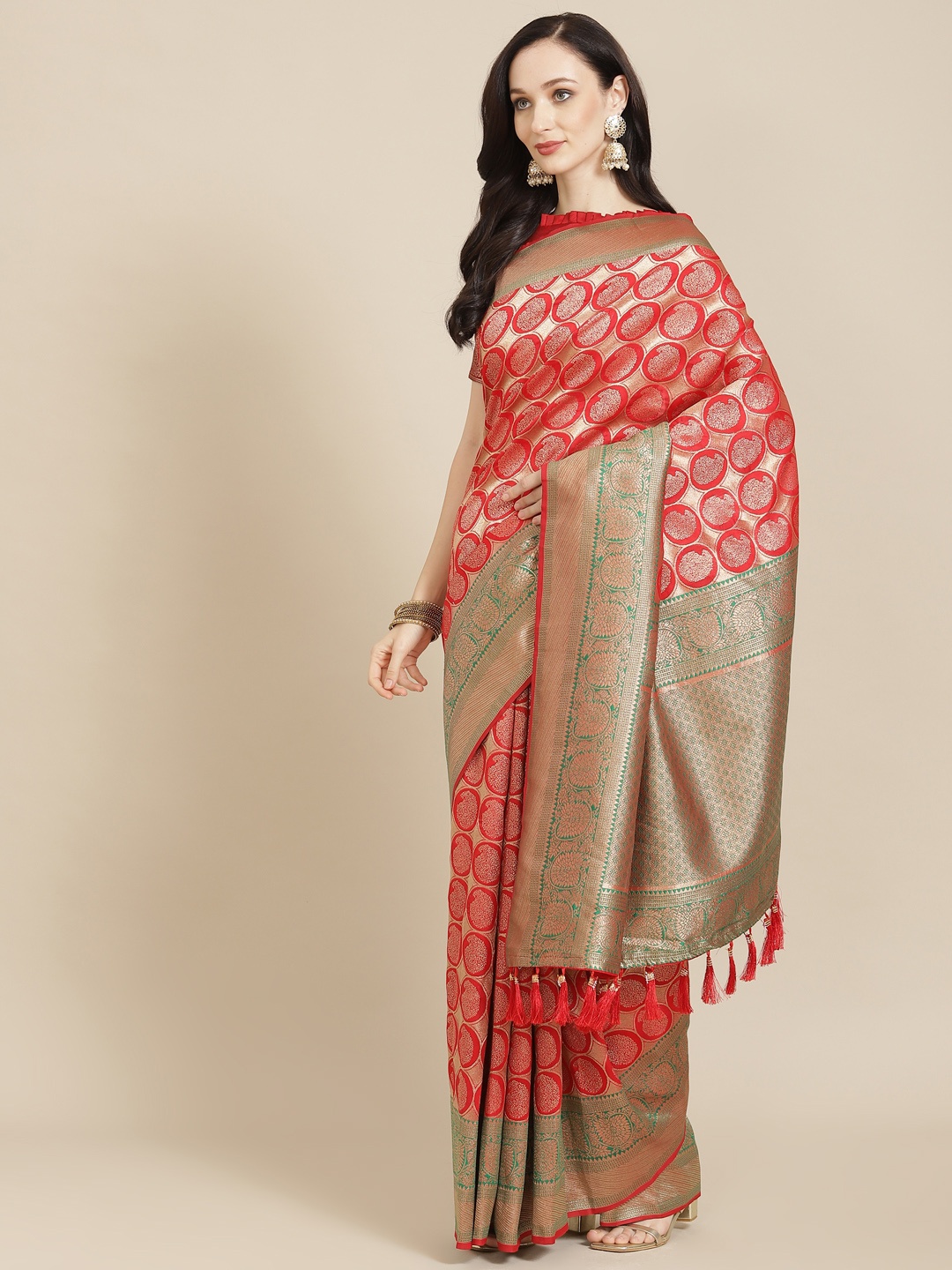 

SHANGRILA Red & Golden Paisley Zari Pure Silk Heavy Work Banarasi Saree