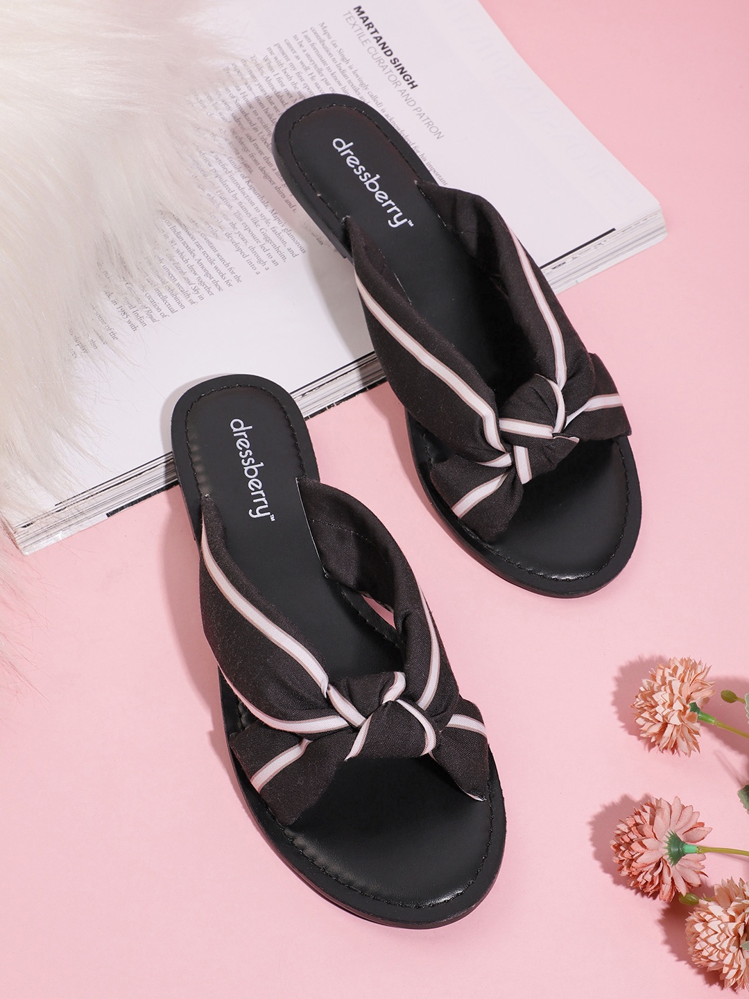 

DressBerry Women Striped Knot Detail Open Toe Flats, Black