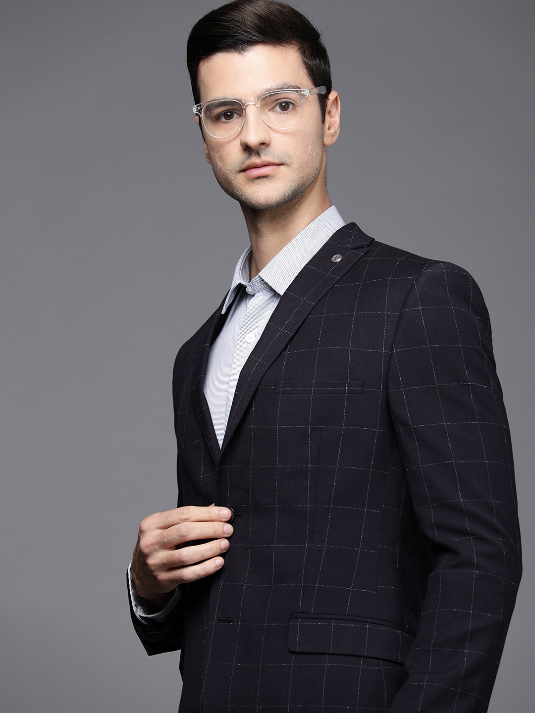 

Theme Men Navy Blue Checked Single-Breasted Slim Fit 2-Piece Formal Suit