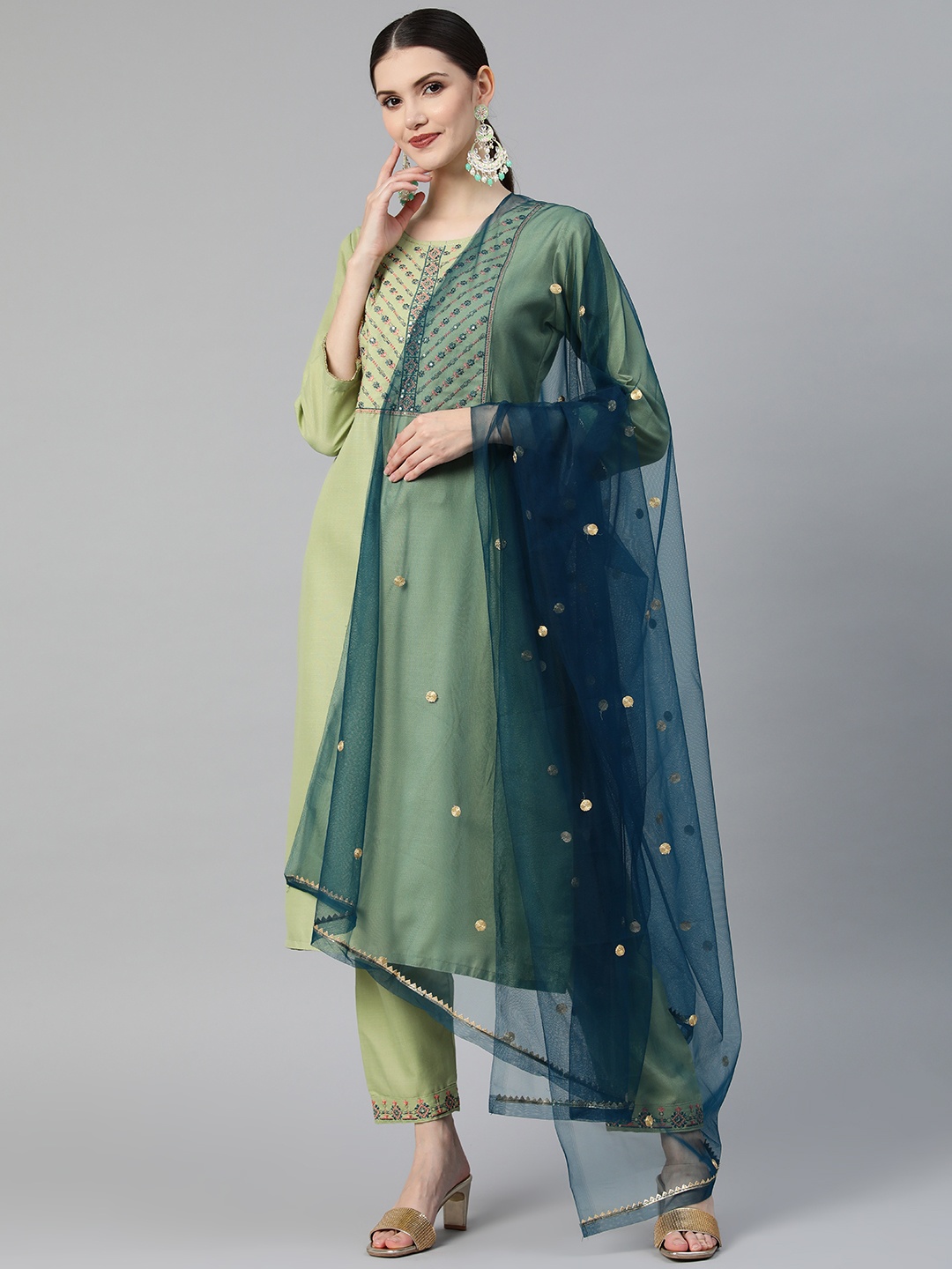 

SheWill Women Green Embroidered Sequinned Kurta with Trousers & With Dupatta