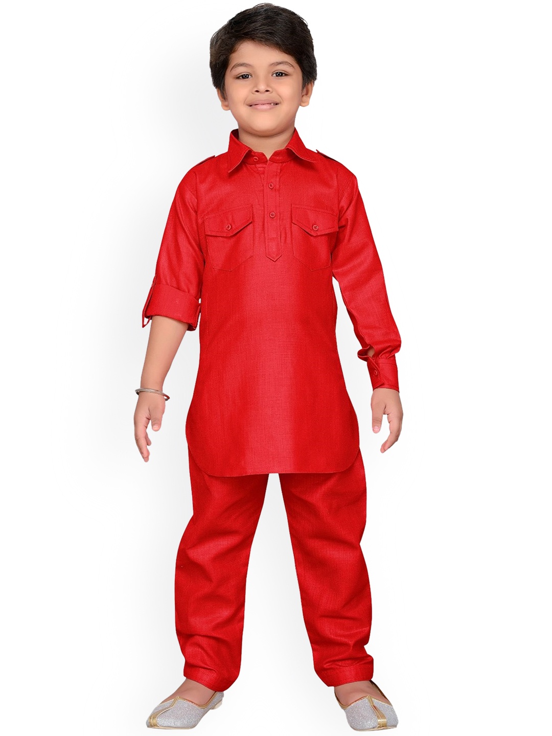 

Aj DEZInES Boys Red Pure Cotton Kurta with Salwar