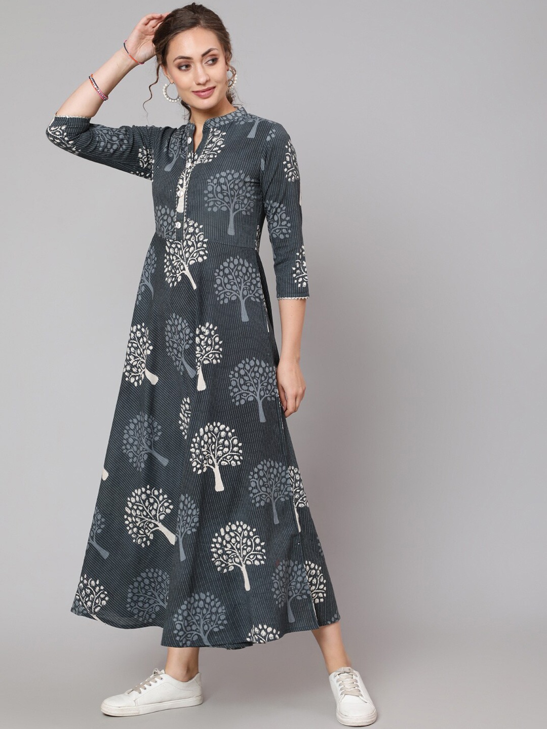 

GLAM ROOTS Women Grey Ethnic Motifs Embroidered Mirror Work Floral Anarkali Kurta