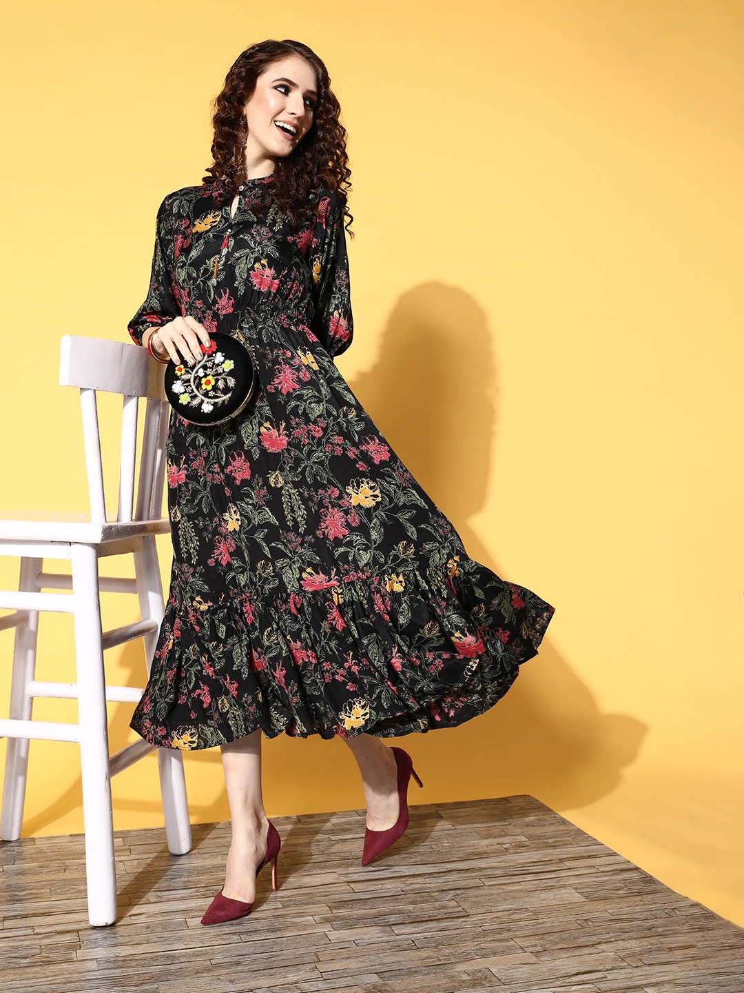 

ZOLA Women Black Floral Volume Play Dress