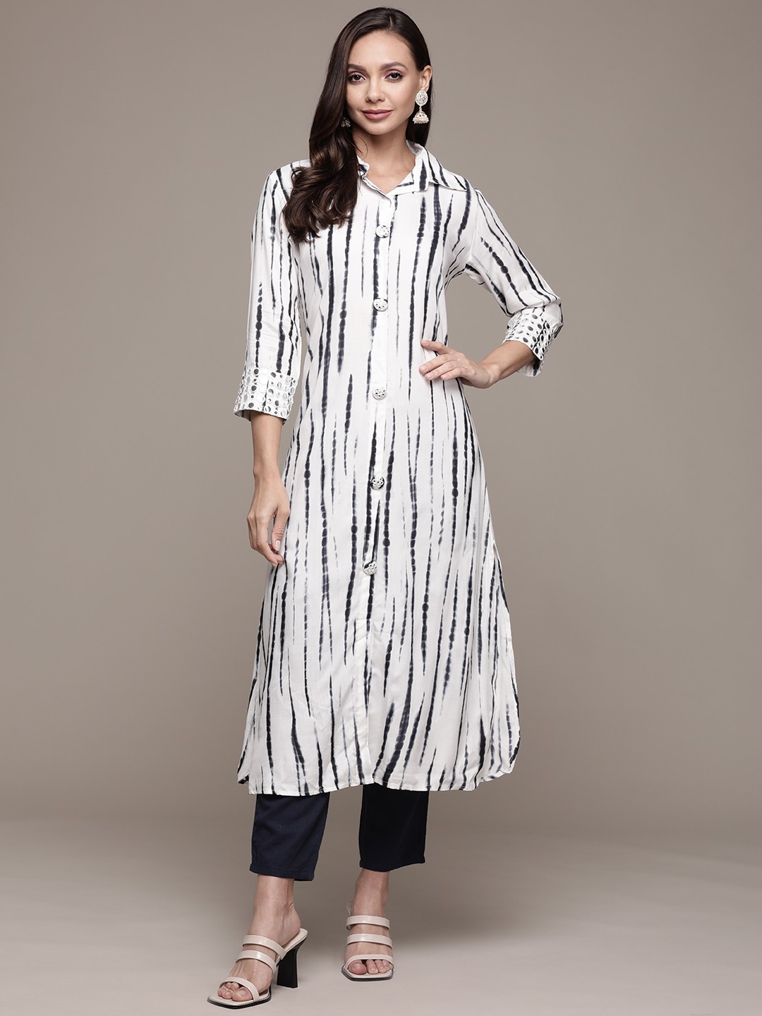 

Ishin Women White & Black Dyed Mirror Work White Romance Pathani Kurta