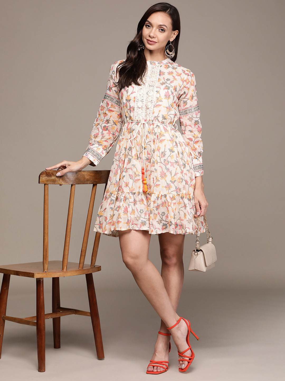 

Ishin Off White & Peach-Coloured Floral A-Line Dress