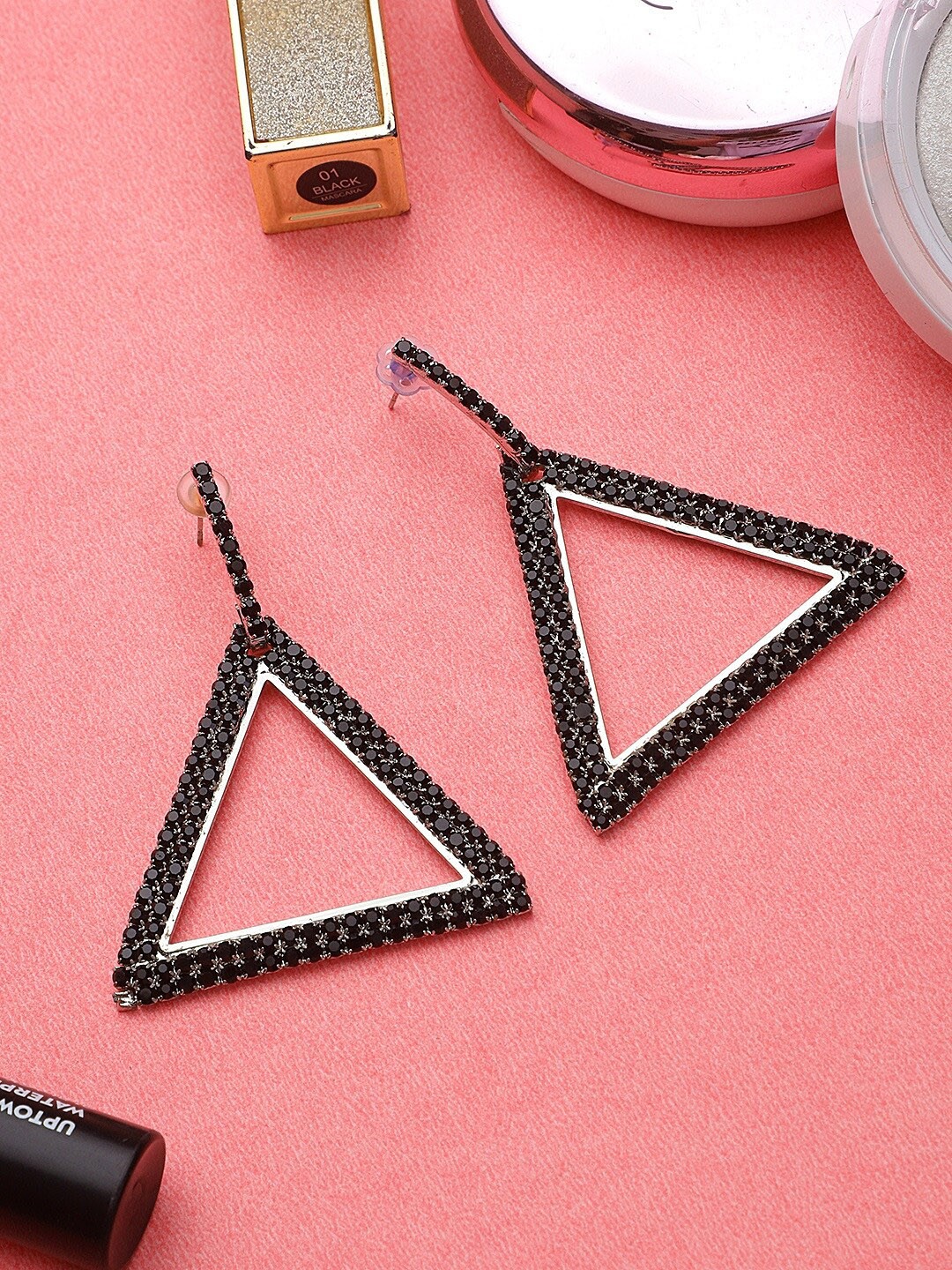 

Mali Fionna Black Contemporary Drop Earrings