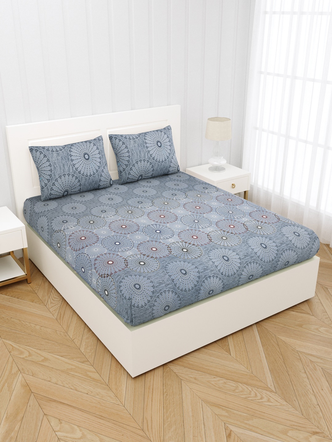 

JAIPUR FABRIC Blue & Black 240 TC Ethnic Motifs King Bedsheet with 2 Pillow Covers