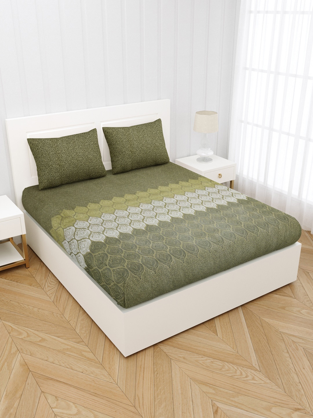 

JAIPUR FABRIC Green & White Ethnic Motifs King Bedsheet with 2 Pillow Covers
