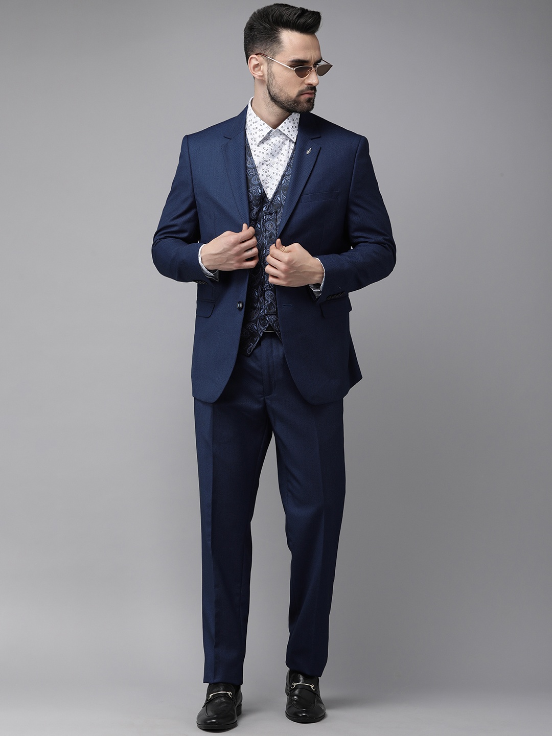 

Van Heusen Men Navy Blue Checked Slim-Fit 4 Piece Formal Suit