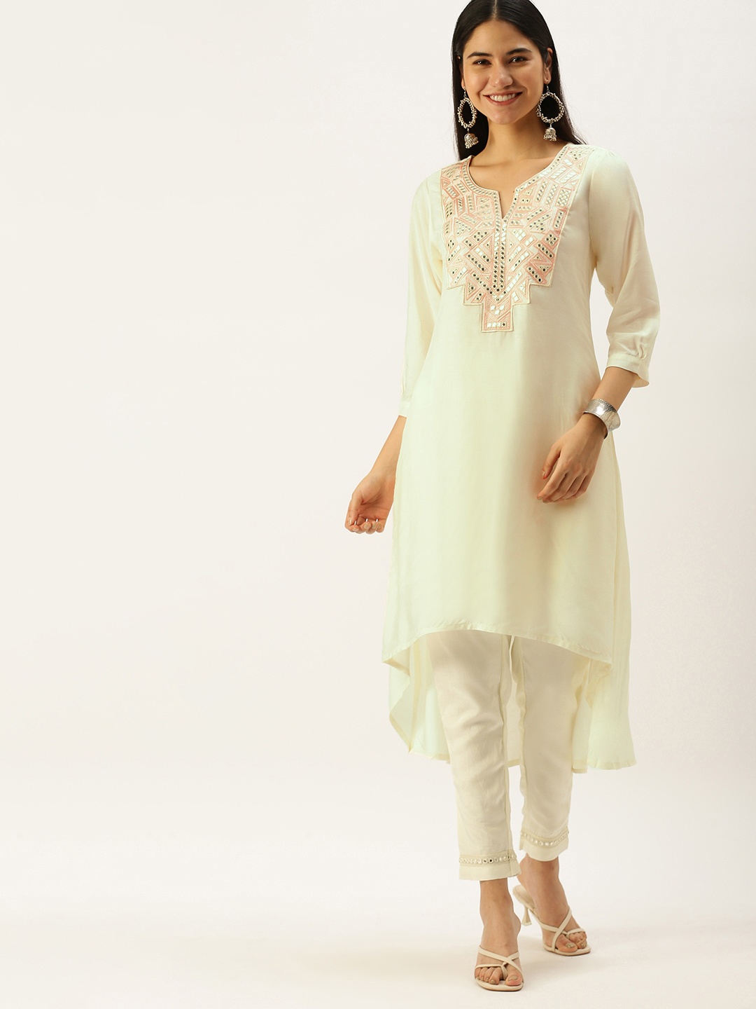 

Vedic Women Green Yoke Design Mirror Work Kurta