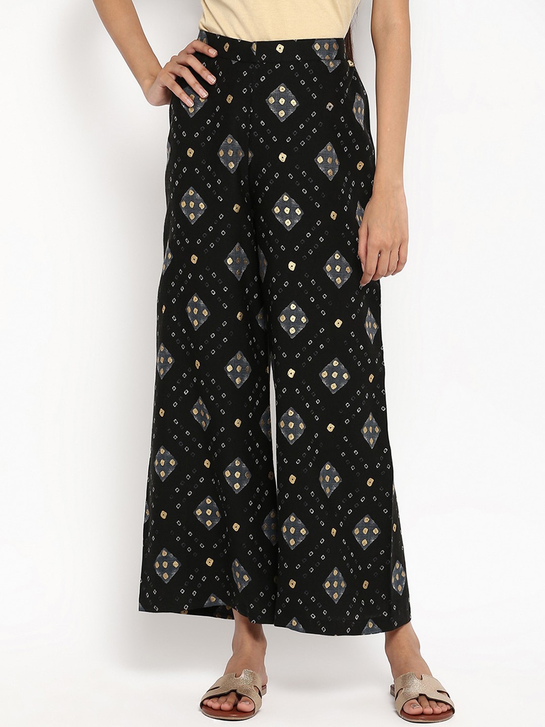 

R&B Women Black Floral Printed Relaxed Trousers