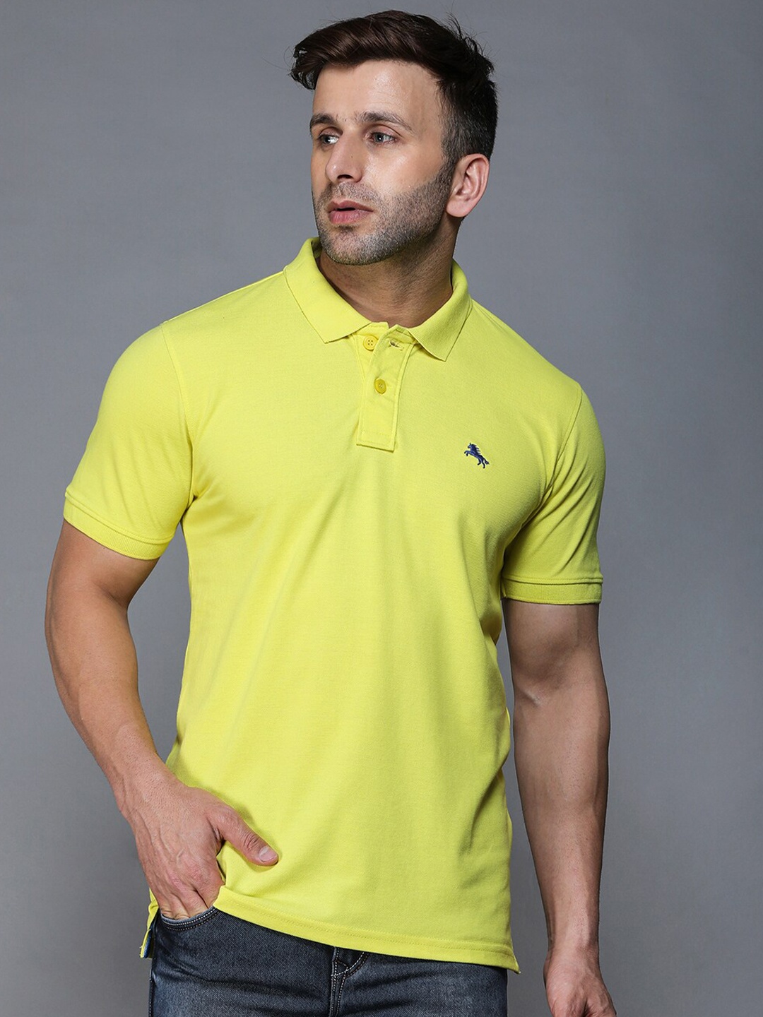 

TQS Men Yellow & citron Polo Collar Applique T-shirt