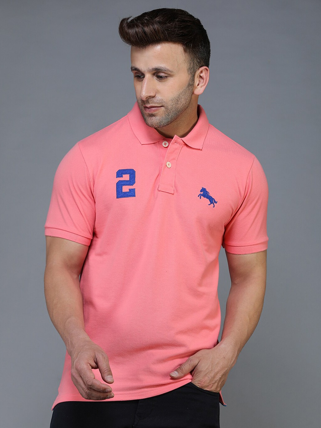 

TQS Men Pink Polo Collar Applique T-shirt