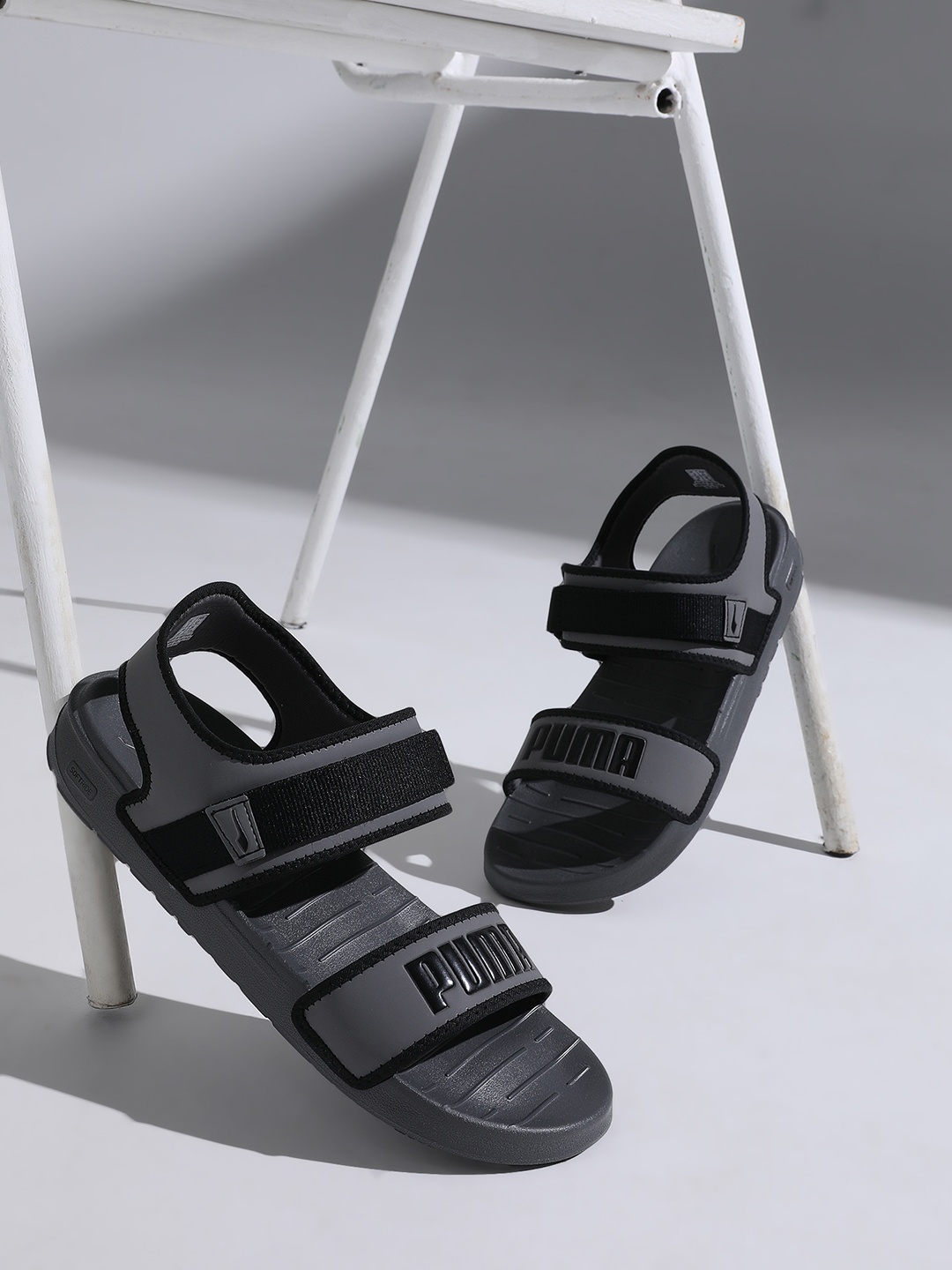 

Puma Unisex Grey Softride Sports Sandals