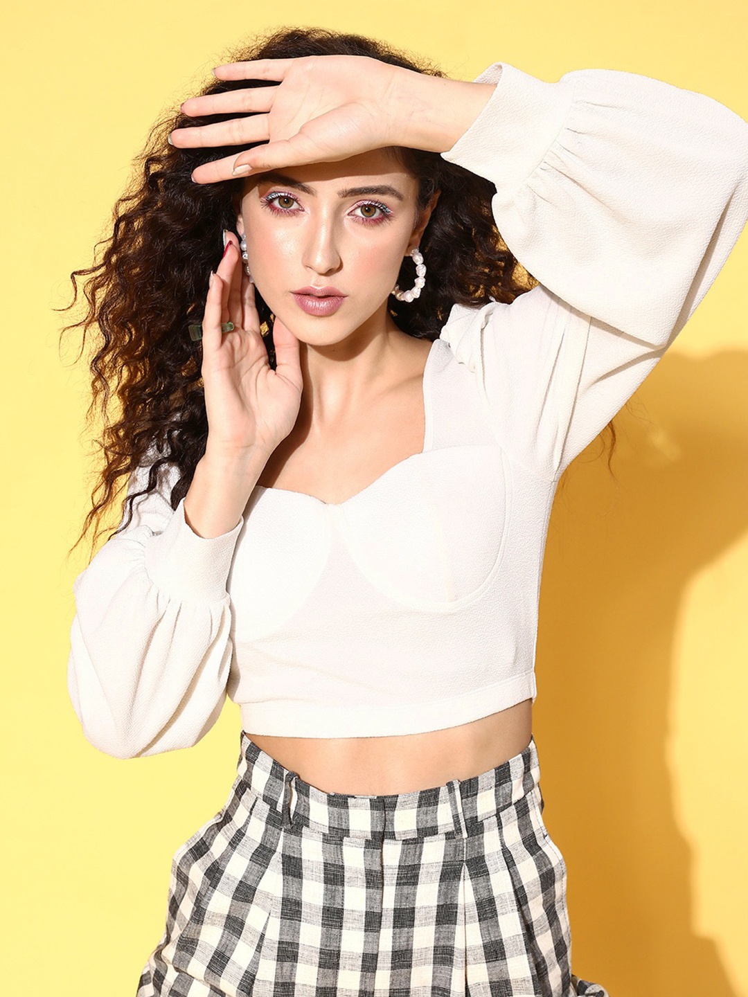 

Berrylush White Solid Once Upon a Sleeve Top