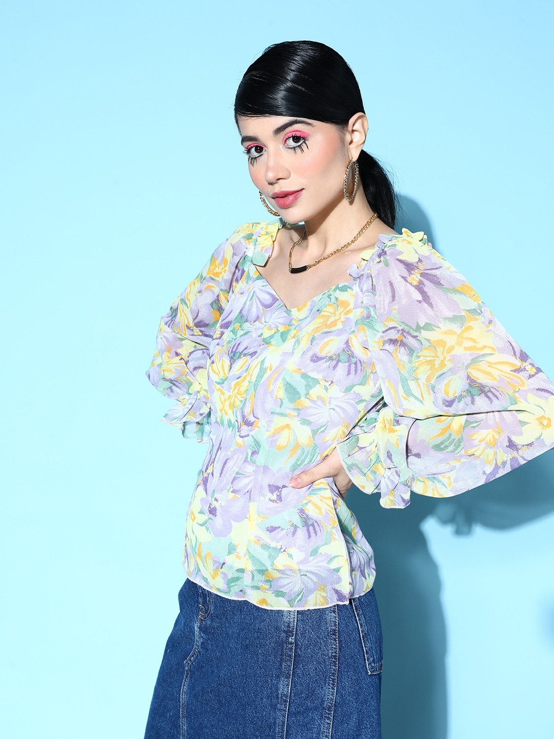 

Berrylush Purple & Yellow Floral Print Sweetheart Neck Georgette Top