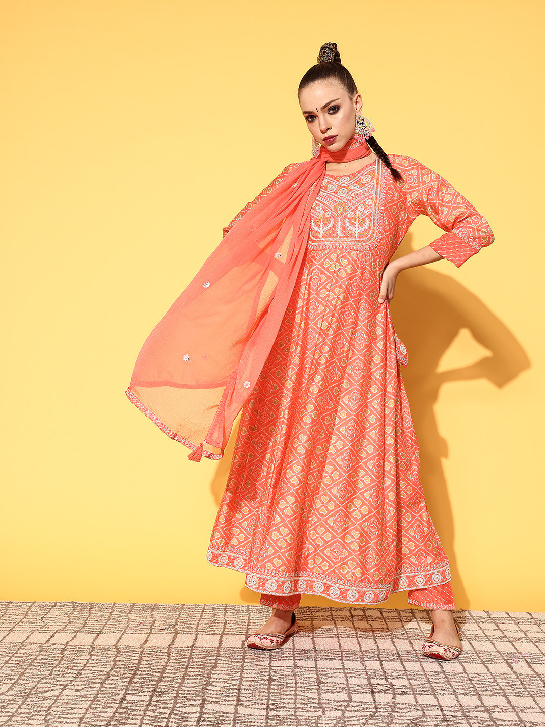 

ZOLA Women Ethnic Motifs Polyester Patakha Guddi Kurta Set, Peach