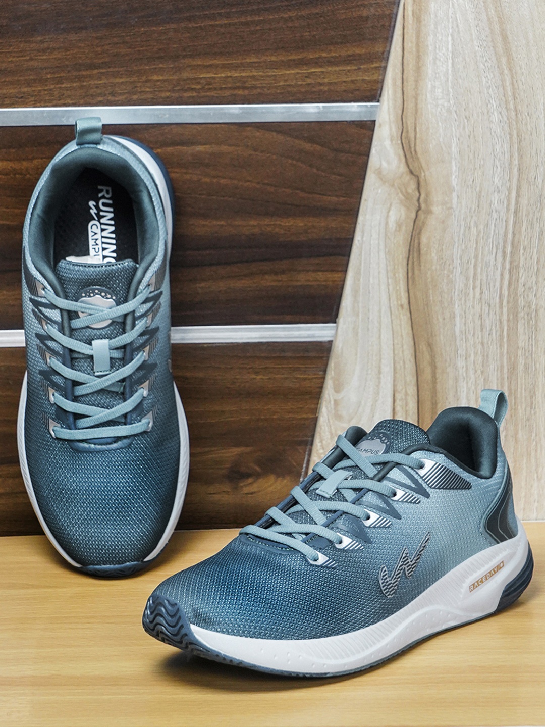 

Campus Men Green Mesh Running Shoes