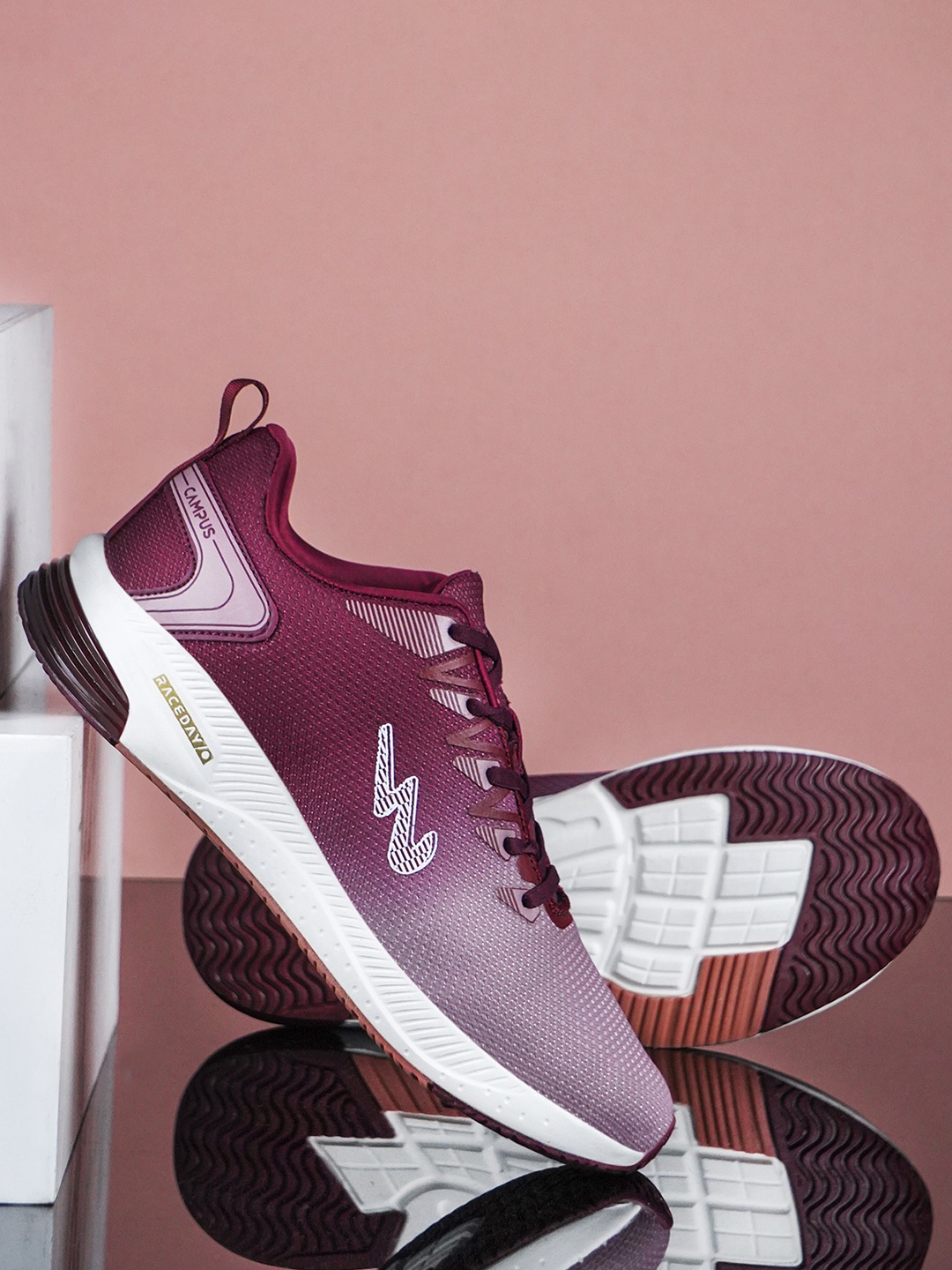 

Campus Men Purple Mesh Running Shoes