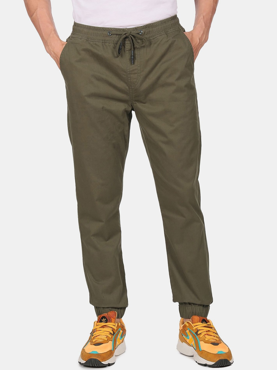 

Aeropostale Men Olive Green Solid Joggers