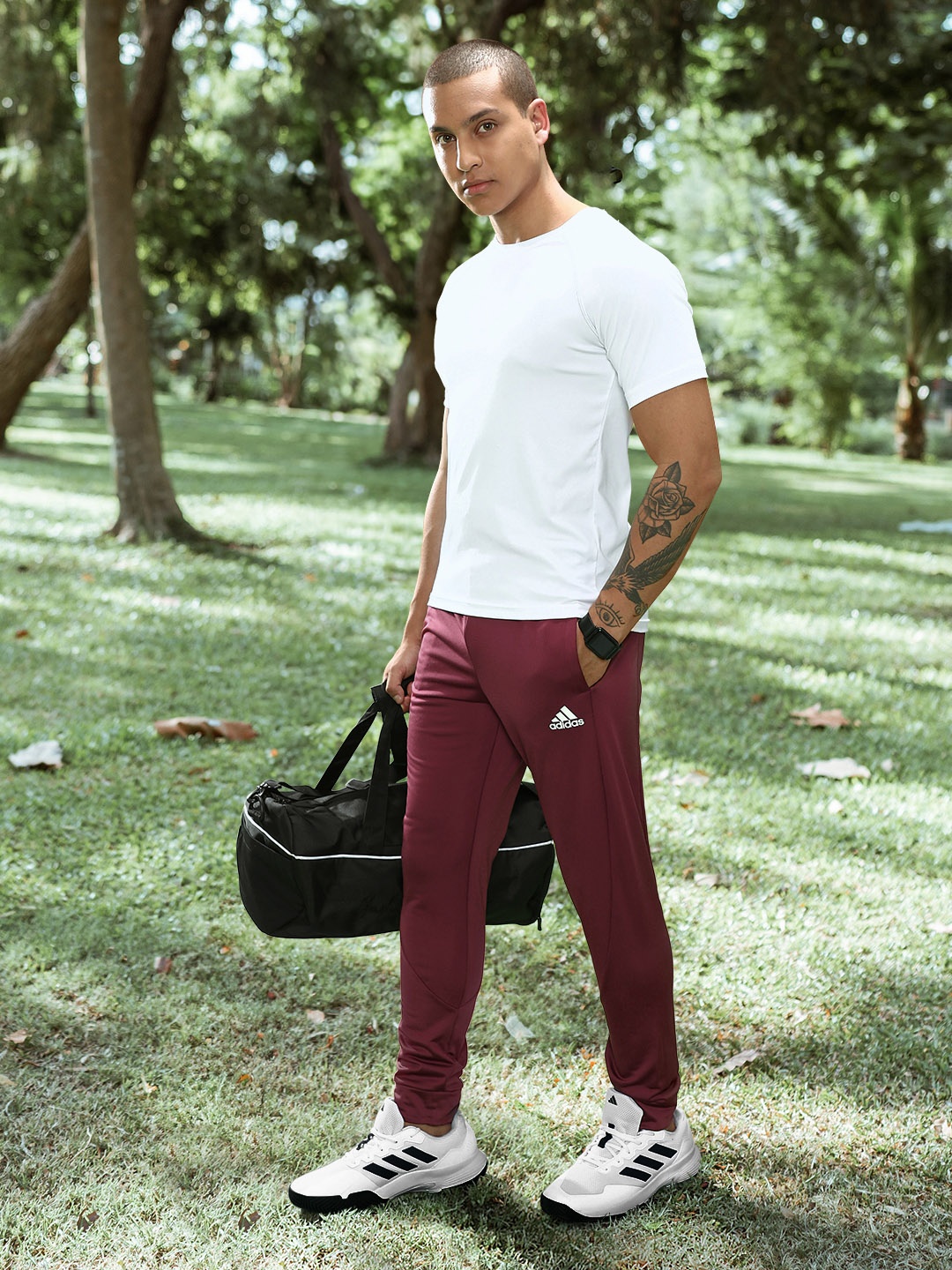 

ADIDAS Men IN SMU BOS Joggers, Maroon