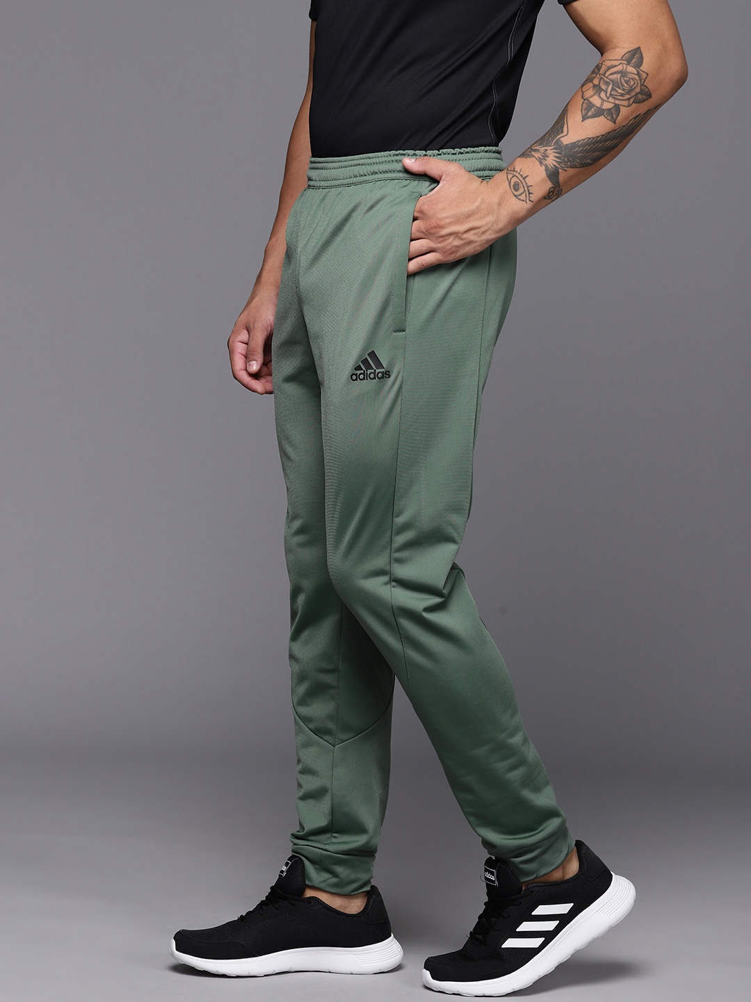 

ADIDAS Men IN SMU BOS Joggers, Green