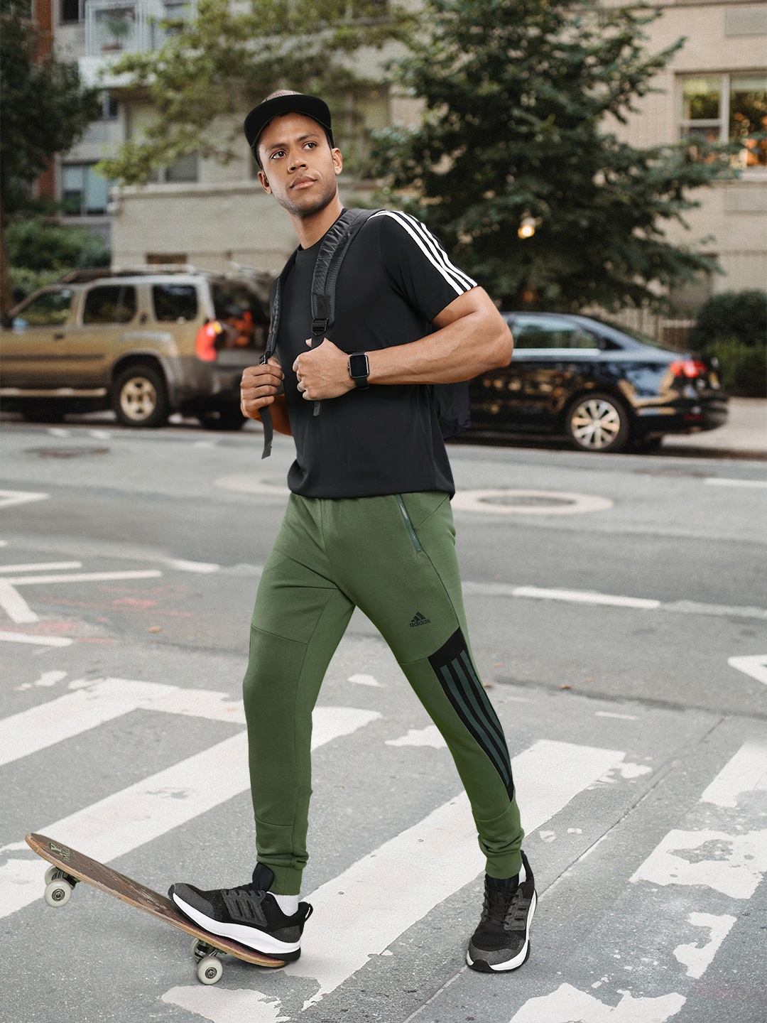 

ADIDAS Men M FI 3S Joggers, Olive