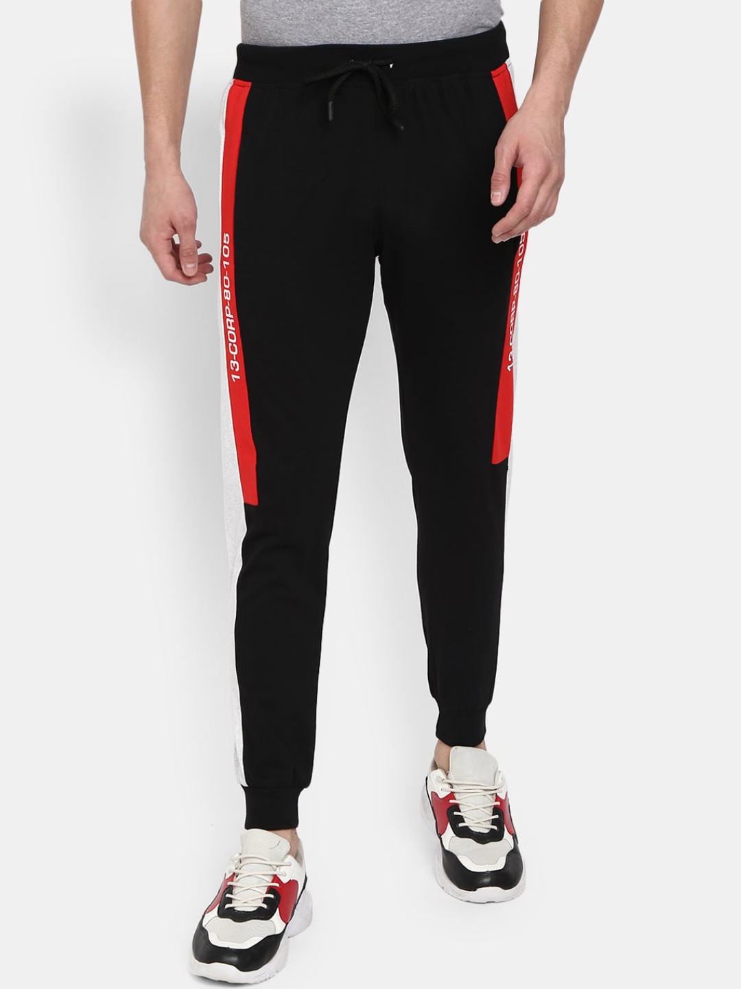 

V-Mart Men Black Solid Cotton Track Pants