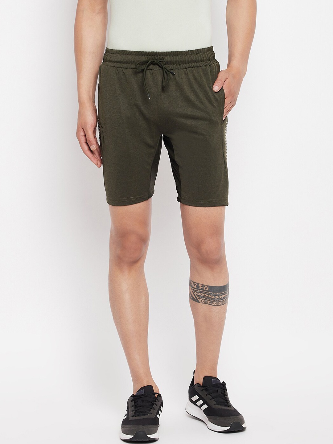 

Duke Men Green Slim Fit Sports Shorts