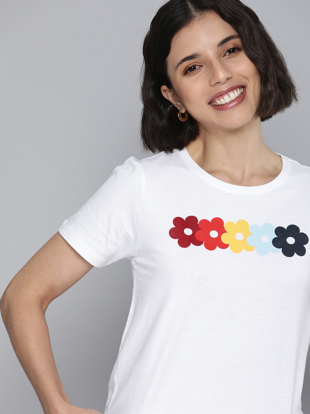 

Mast & Harbour Women White Floral Printed Pure Cotton Applique T-shirt
