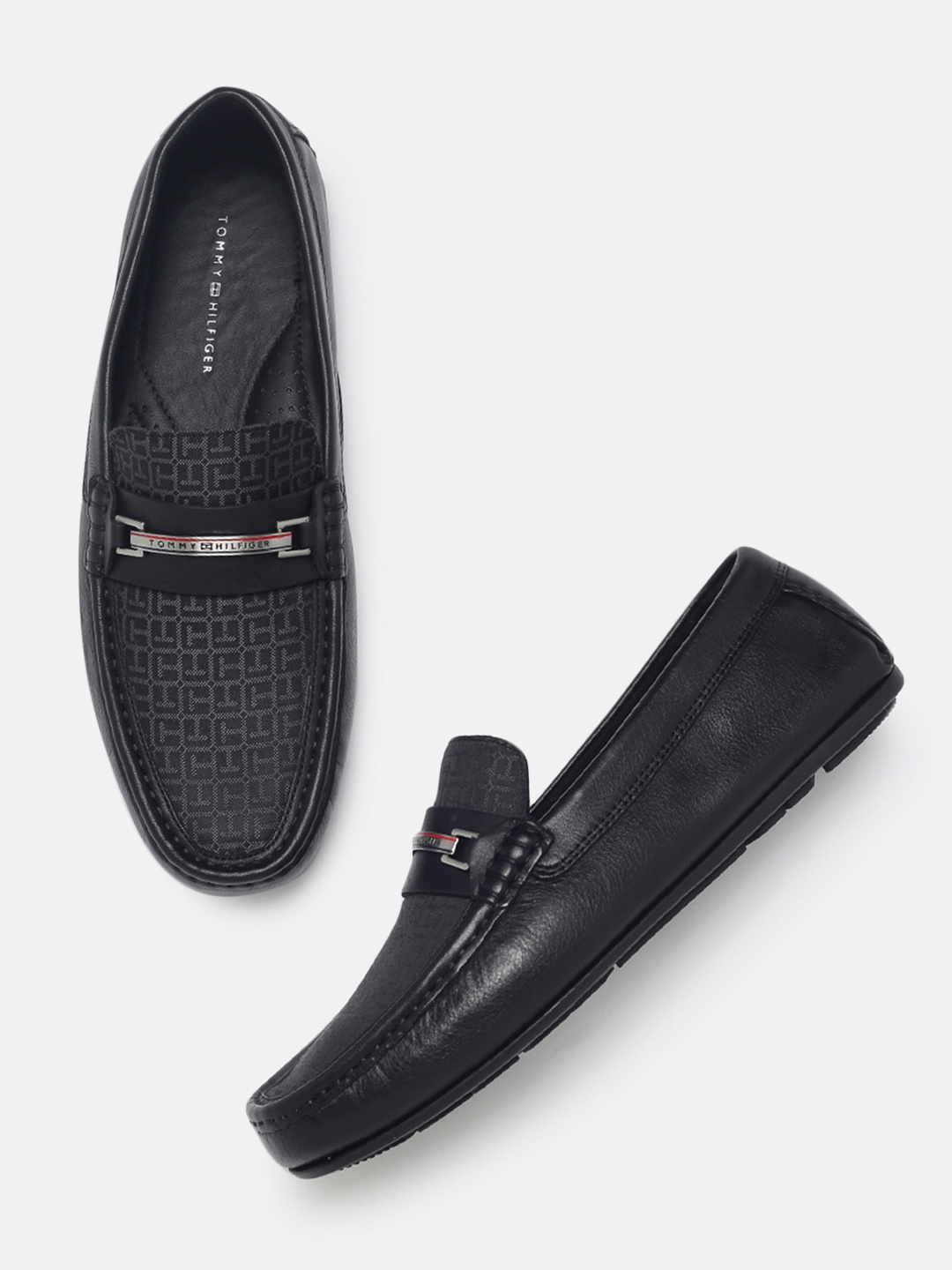 

Tommy Hilfiger Men Black Textured Ballerinas Flats
