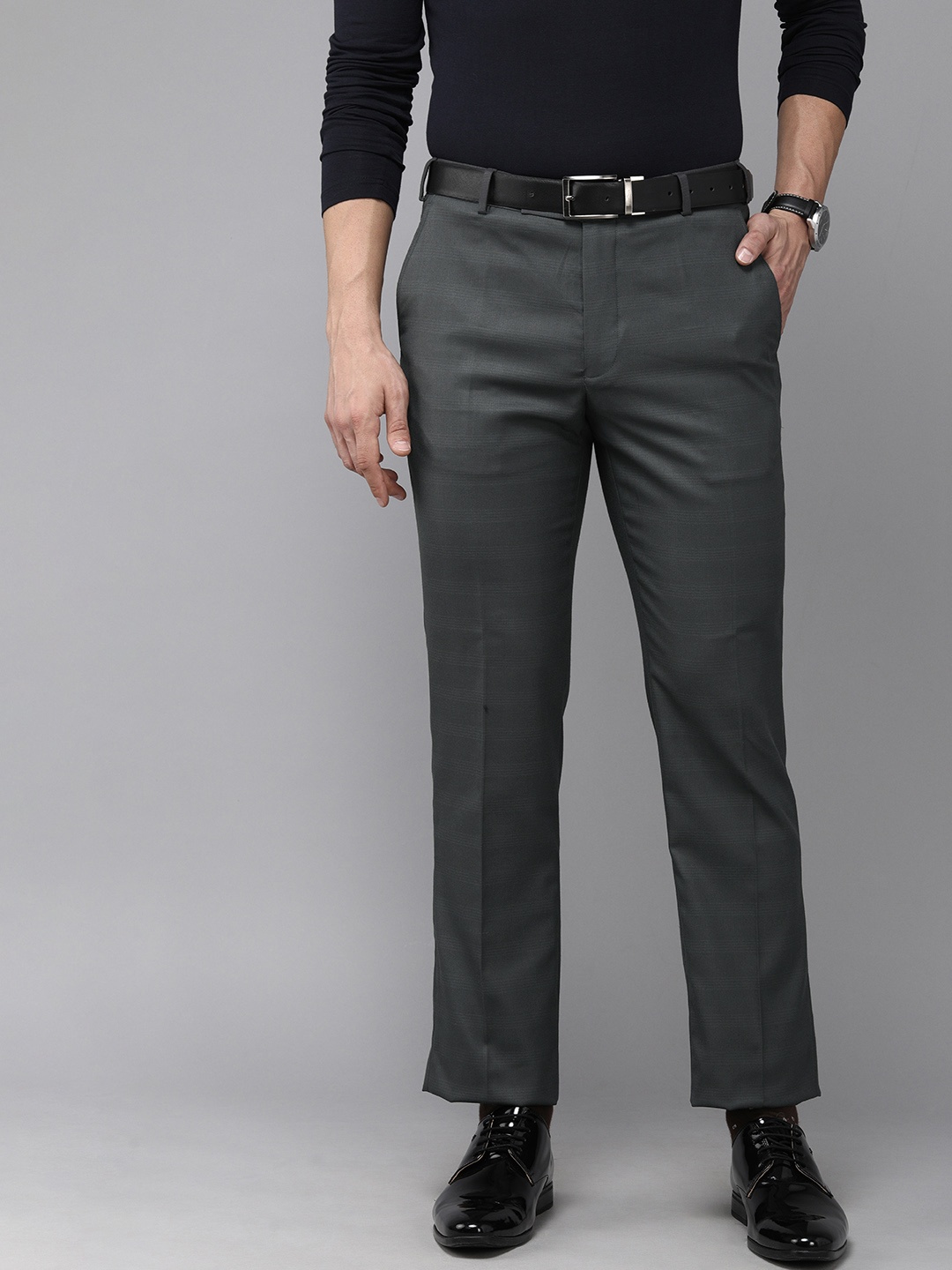 

Park Avenue Men Grey Checked Smart Fit Low-Rise Formal Trousers