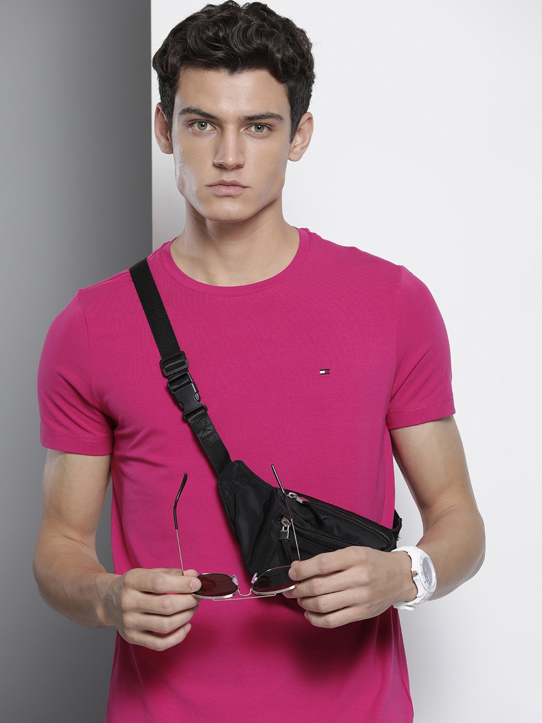 Tommy Hilfiger Men Pink Extra Slim Fit T-shirt