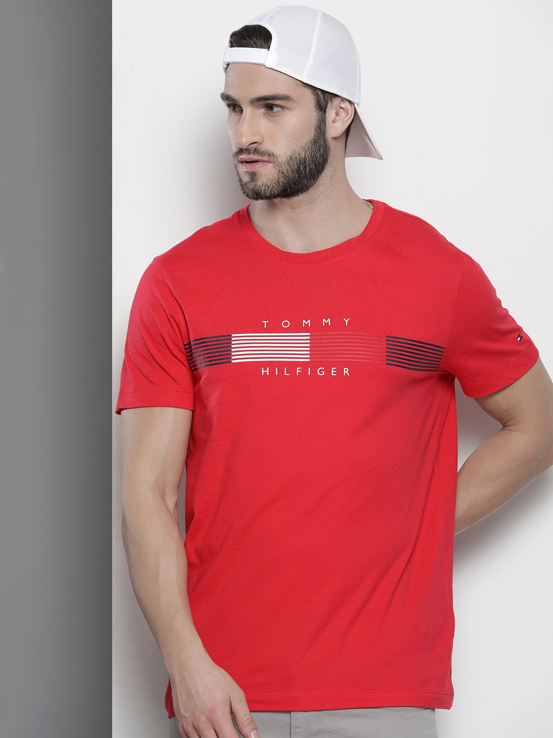 

Tommy Hilfiger Men Red Brand Logo Printed Pure Cotton Slim Fit T-shirt
