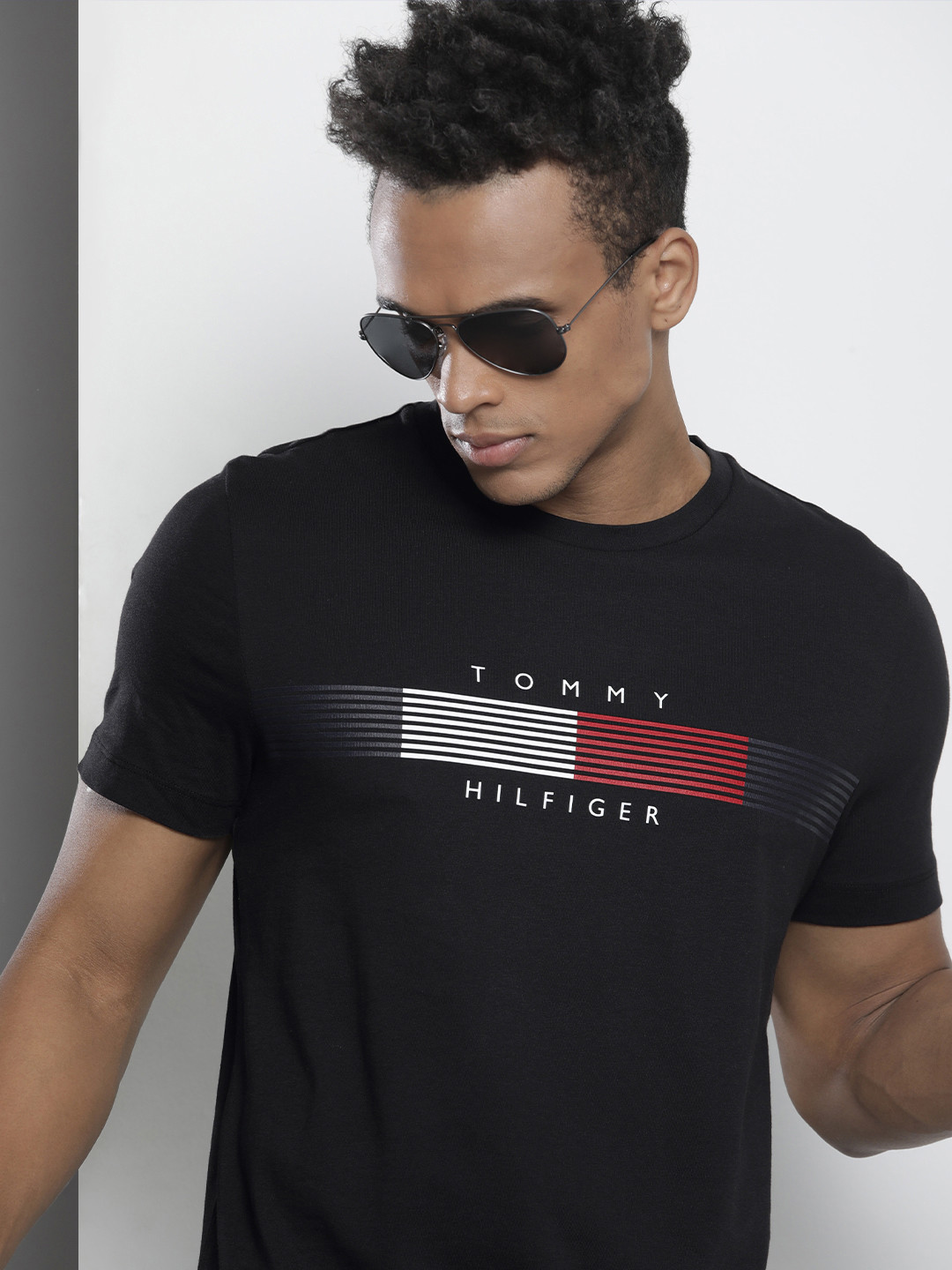 

Tommy Hilfiger Men Black Printed Slim Fit Pure Cotton Casual T-shirt