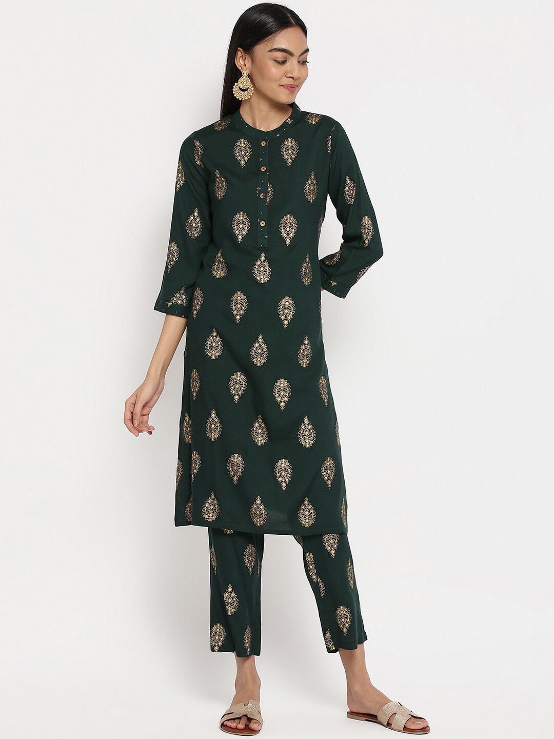 

R&B Women Green Floral Embroidered Kurti with Trousers & With Dupatta