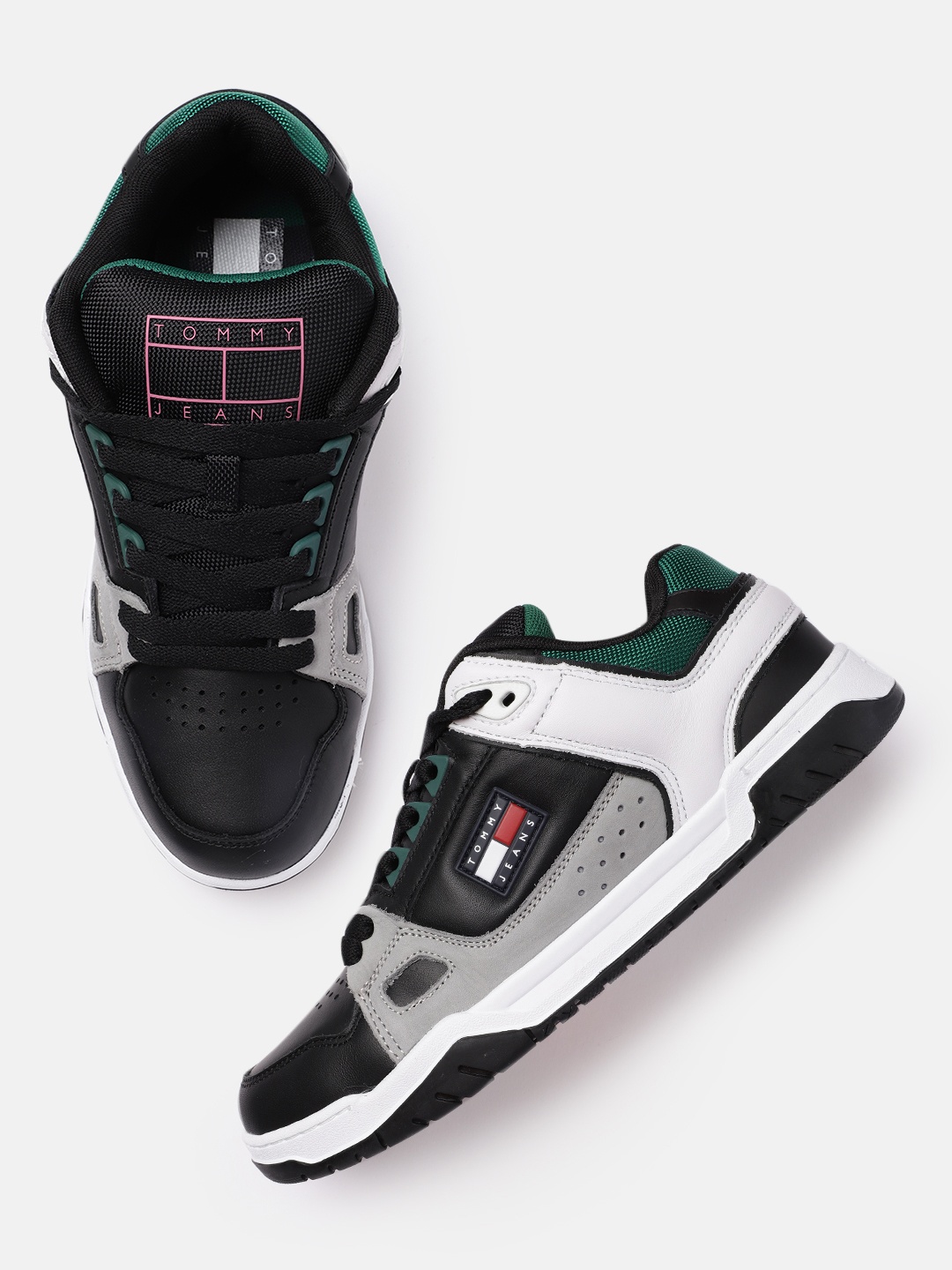 

Tommy Hilfiger Men Black Colourblocked SKATE Leather Sneakers