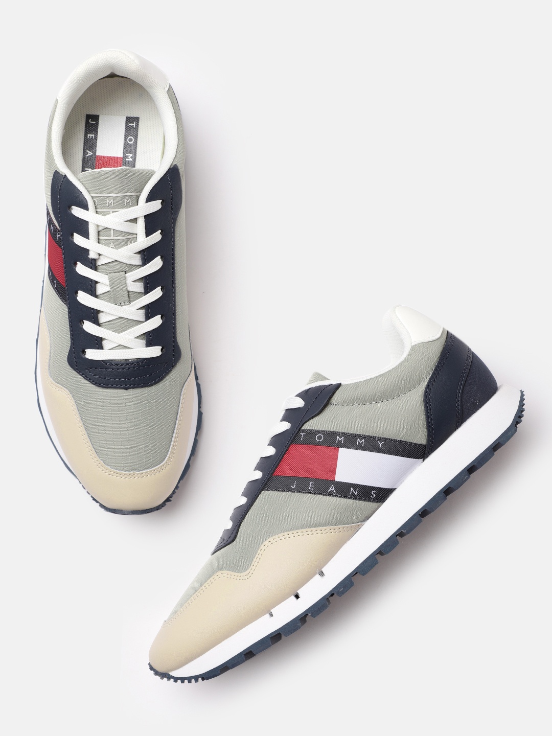 

Tommy Hilfiger Men Sage Green Colourblocked Sneakers