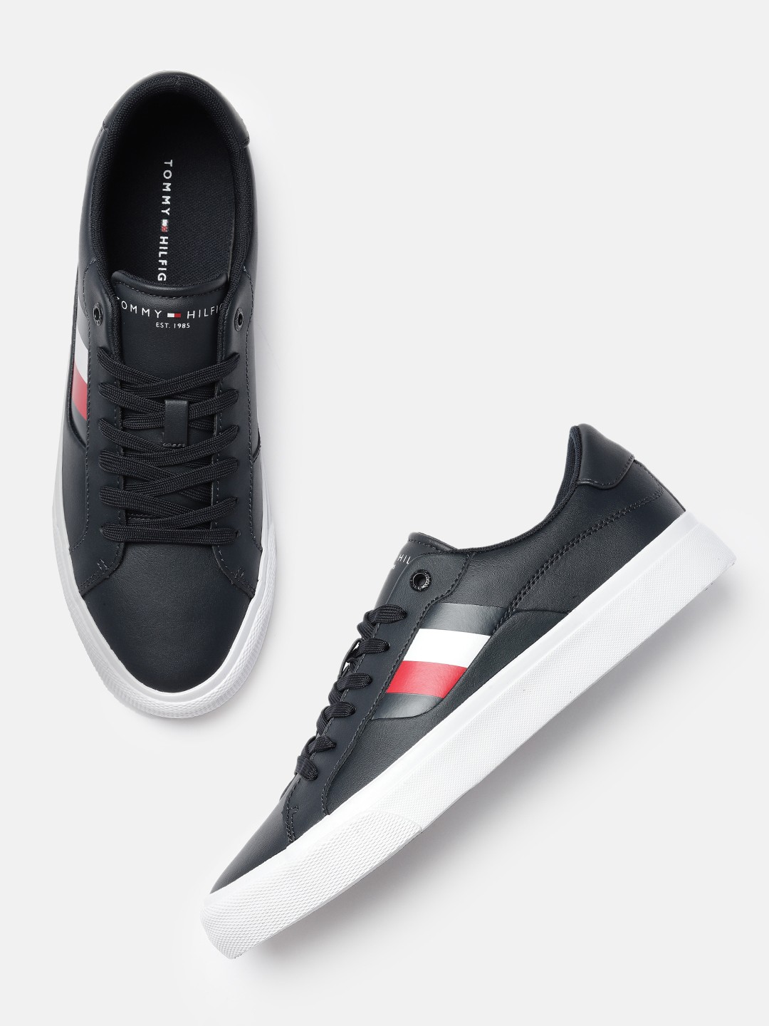 

Tommy Hilfiger Men Navy Blue Leather Sneakers