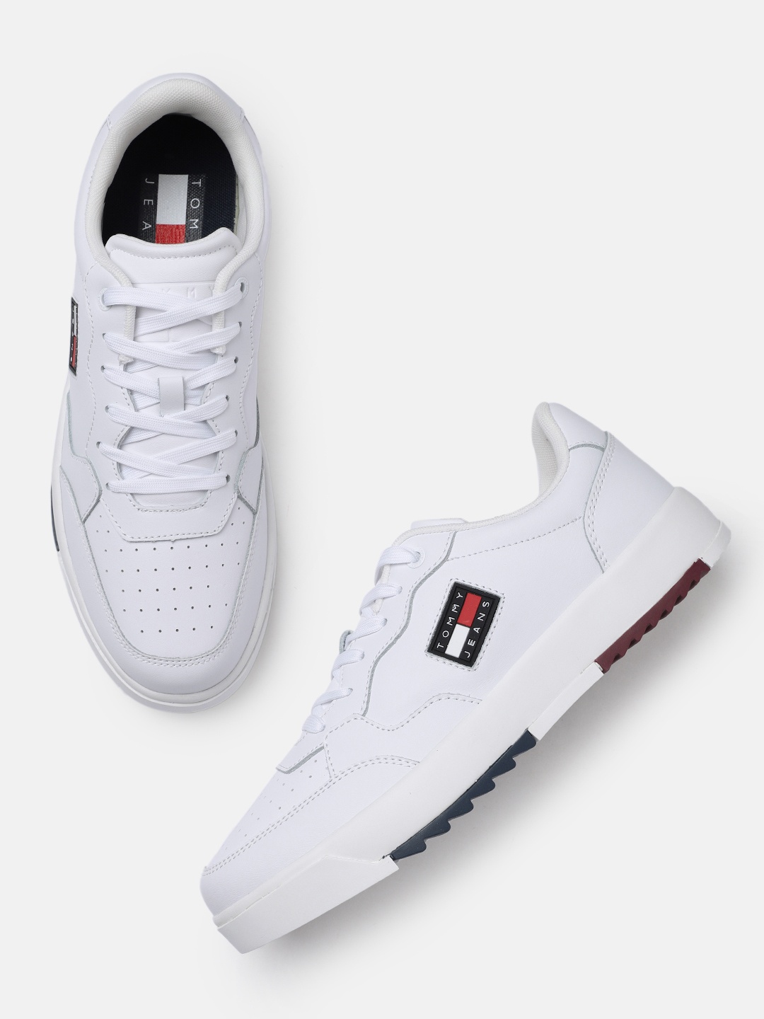 

Tommy Hilfiger Men White Leather Sneakers