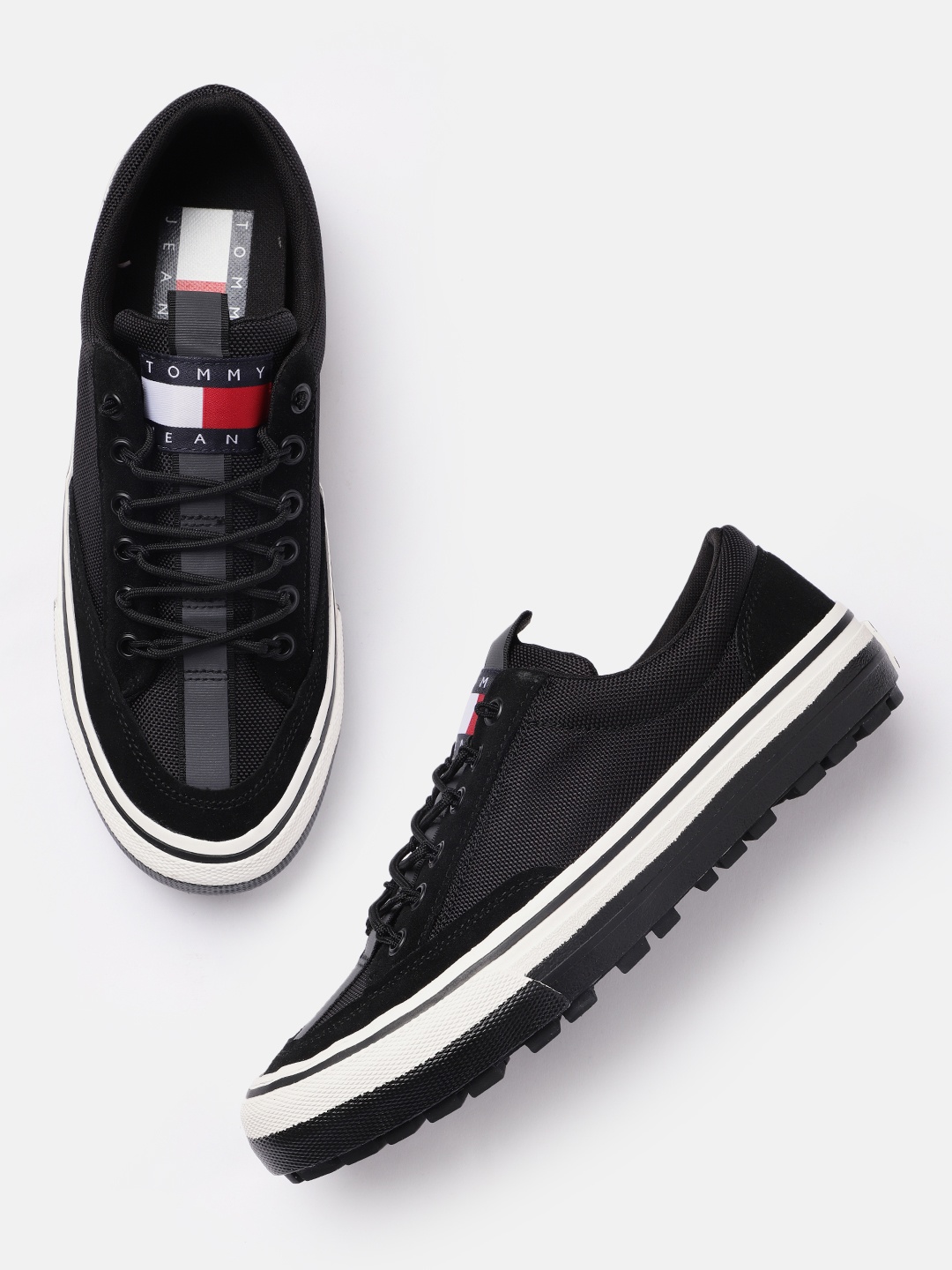

Tommy Hilfiger Men Black Solid Sneakers