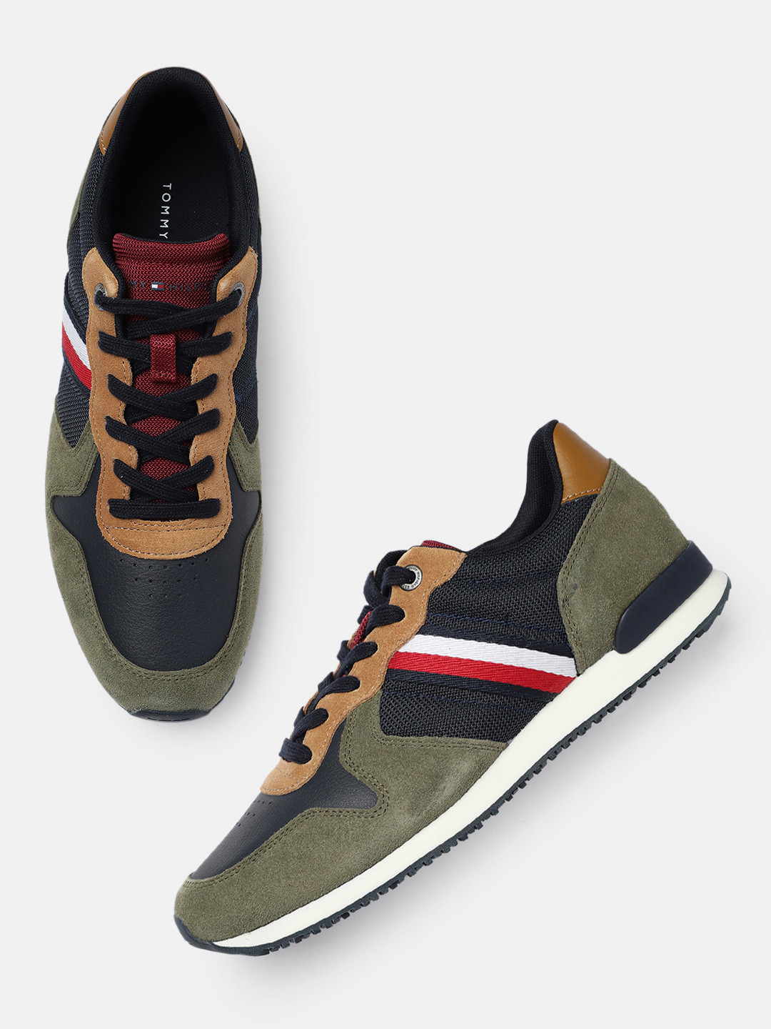 

Tommy Hilfiger Men Navy Blue & Green Leather Sneakers