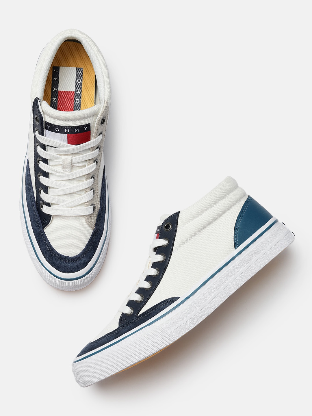 

Tommy Hilfiger Men White & Blue Sneakers