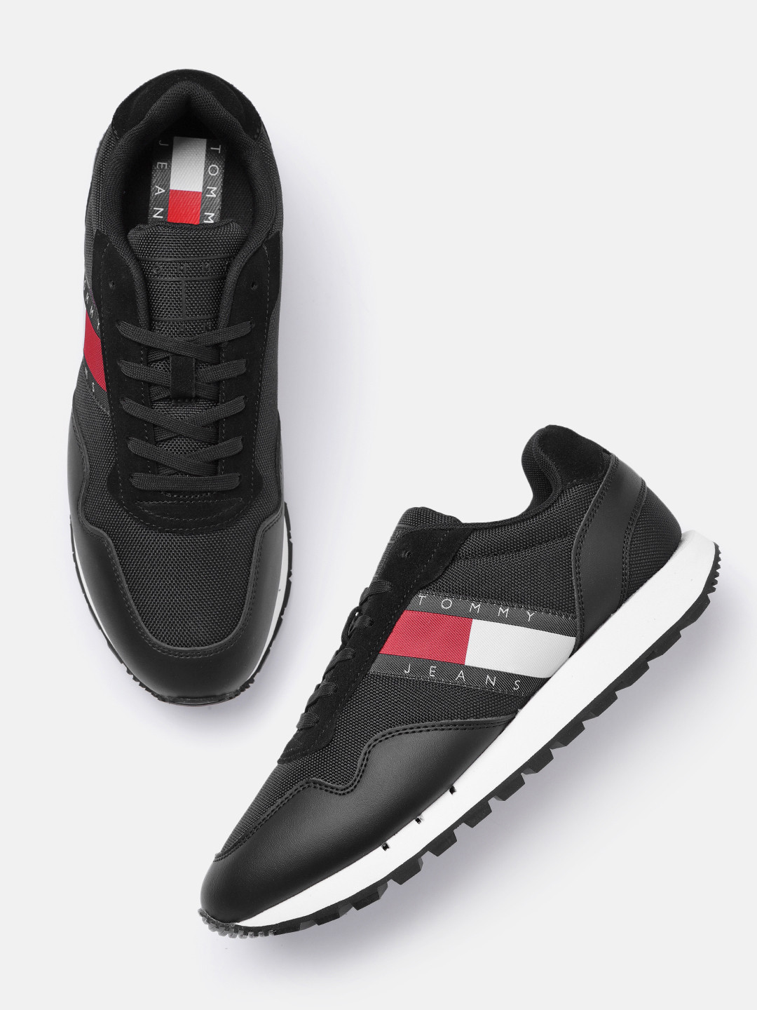 

Tommy Hilfiger Men Black RETRO TJM RUNNER Sneakers