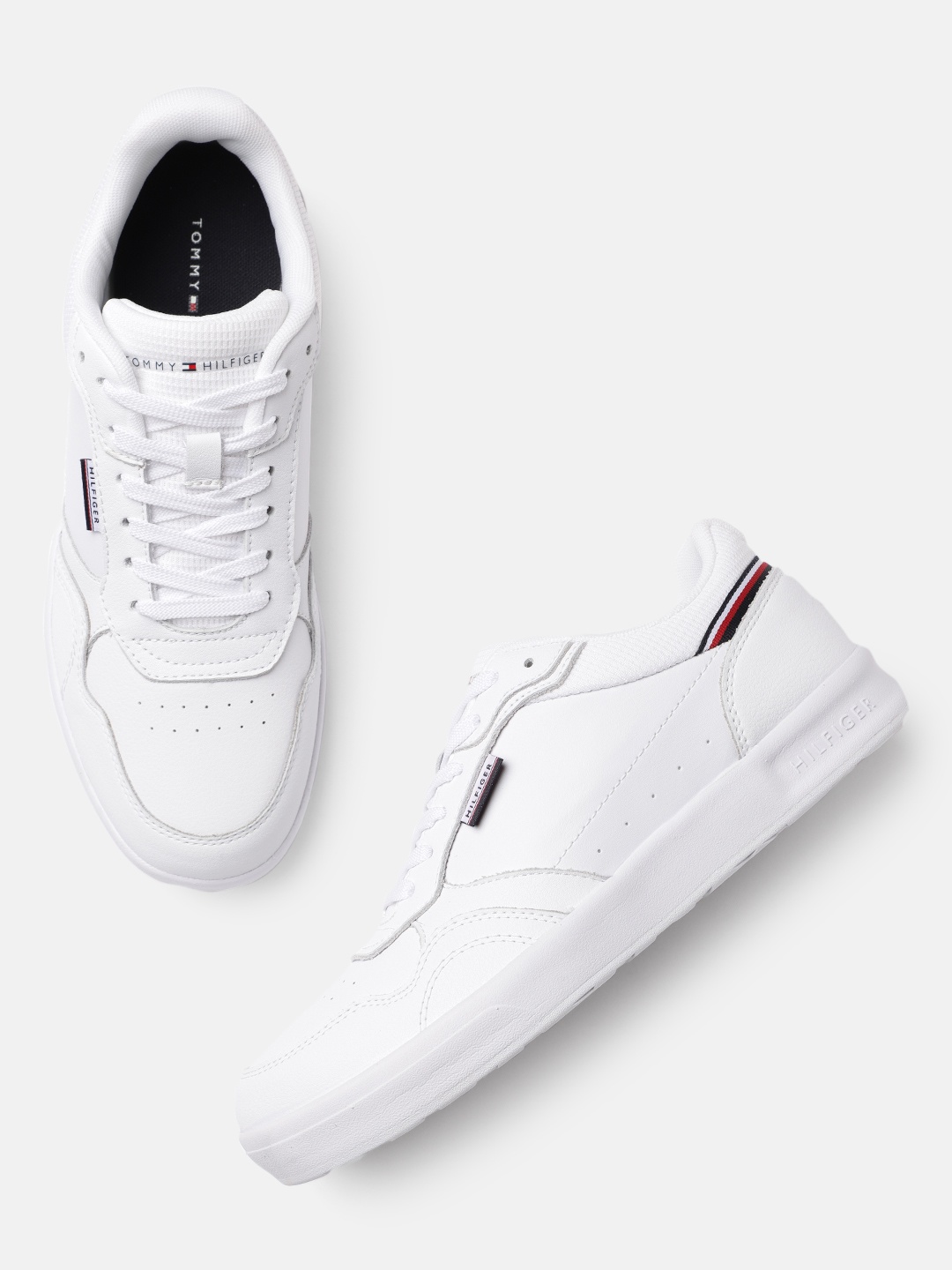 

Tommy Hilfiger Men White Perforations Lightweight Regular Sneakers