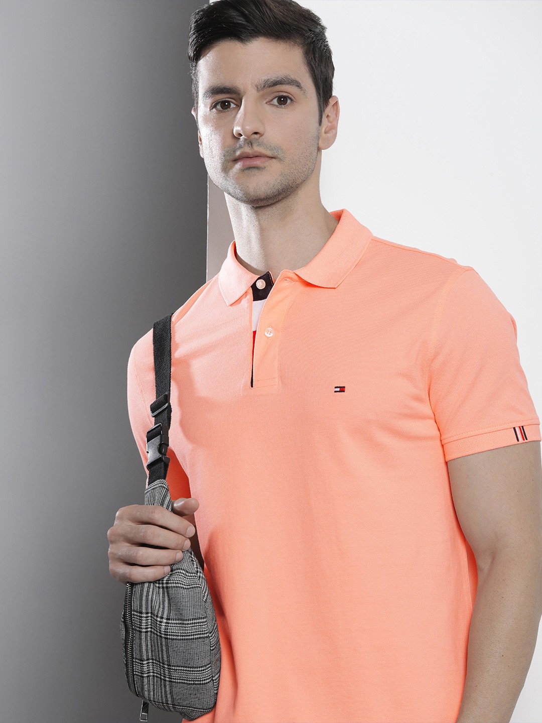 

Tommy Hilfiger Men Peach-Coloured Polo Collar Pure Cotton T-shirt