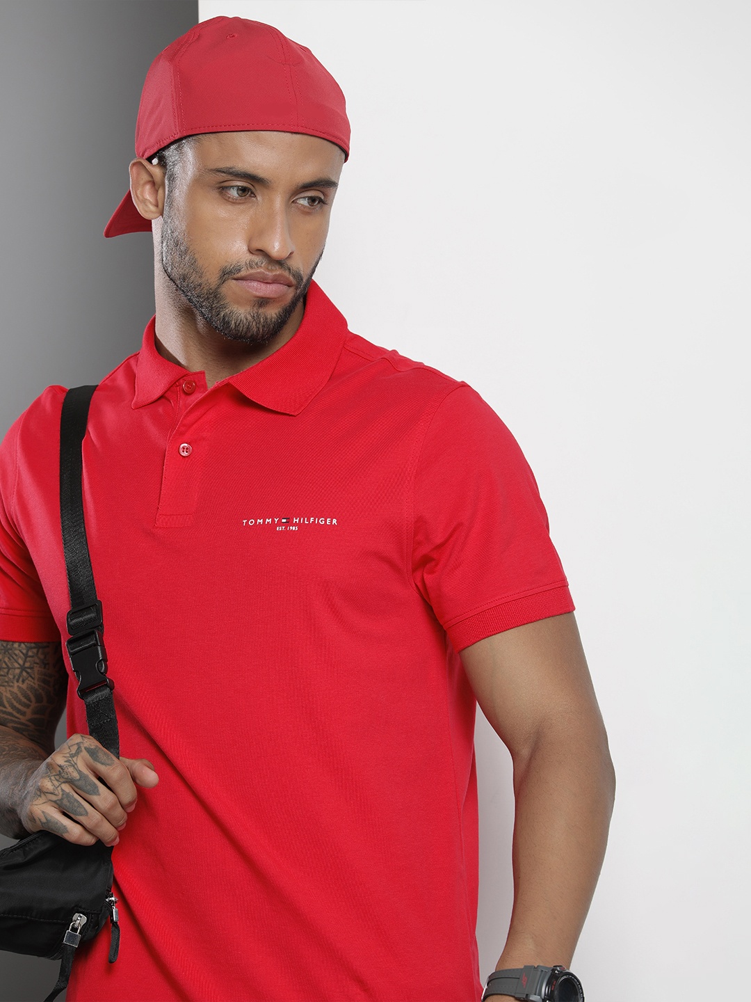 

Tommy Hilfiger Men Red Solid Organic Cotton T-shirt