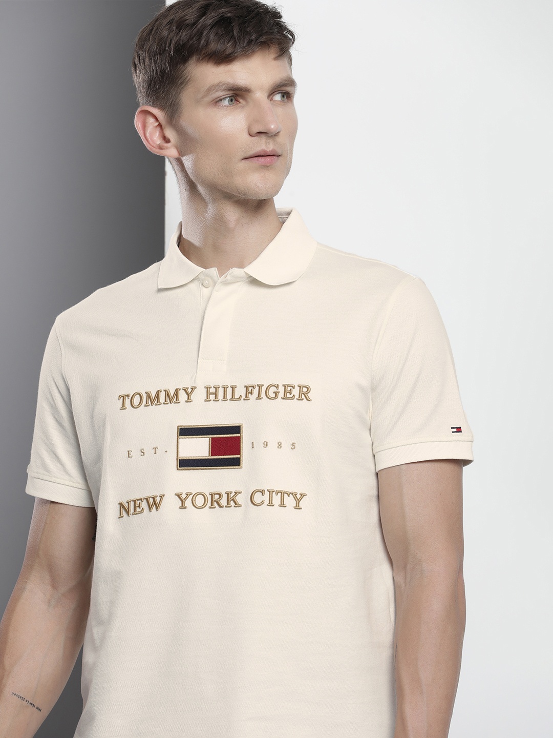 

Tommy Hilfiger Embroidered Brand Logo Polo Collar Pure Cotton T-shirt, Beige