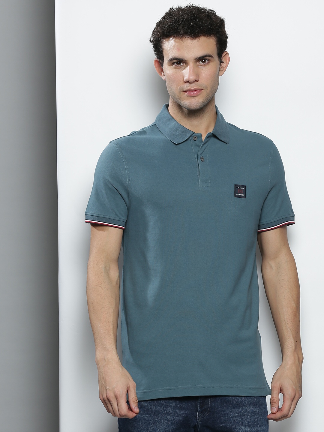 

Tommy Hilfiger Men Blue Brand Logo Polo Collar Applique T-shirt